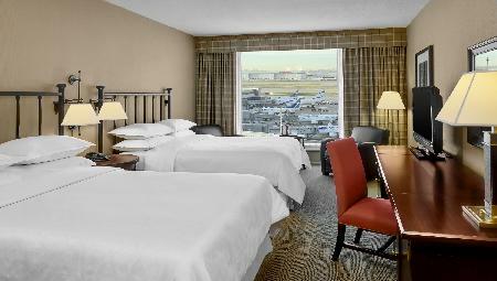 Sheraton Gateway Hotel