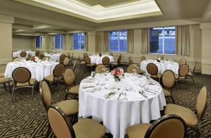 Sheraton Gateway Hotel
