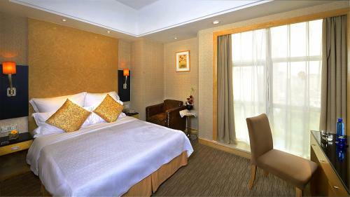 Huachen International Hotel