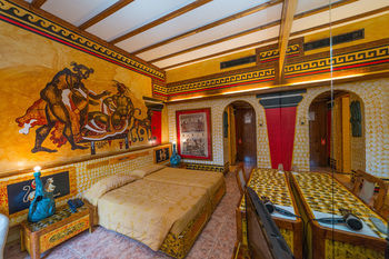 Roman Boutique Hotel