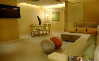 Hotel Cosmo
