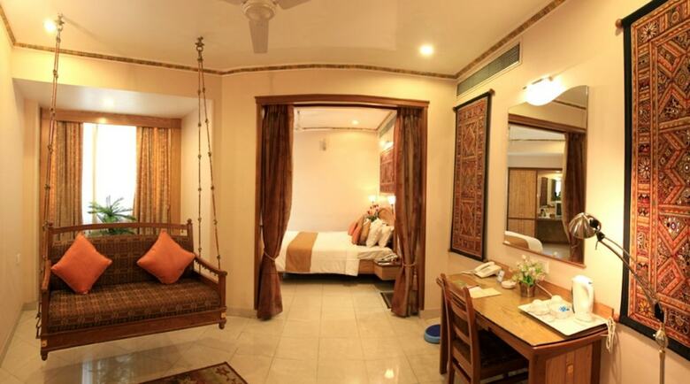 Hotel Mayura