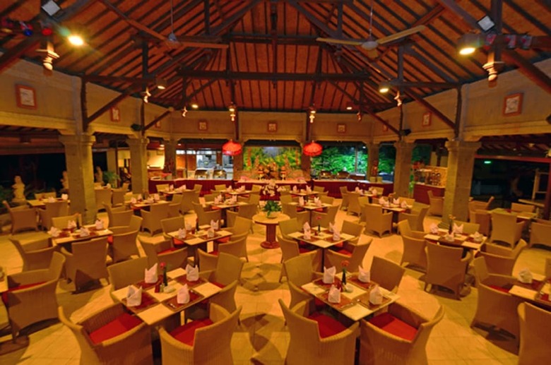 Hotel Inna Sindhu Beach