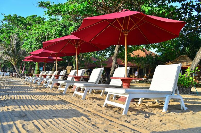 Hotel Inna Sindhu Beach