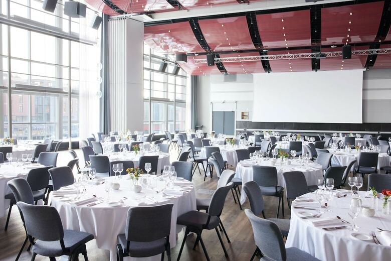 Radisson Blu Royal Garden Hotel