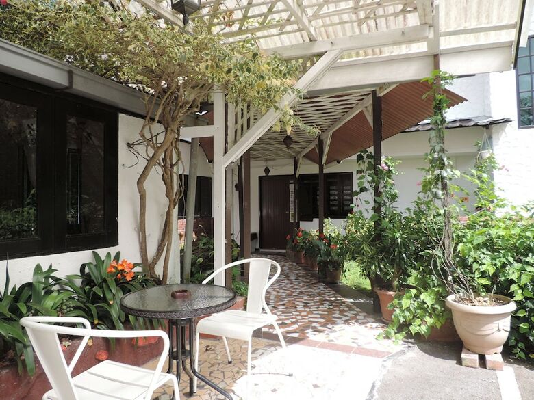 Hostal Cameronian Inn