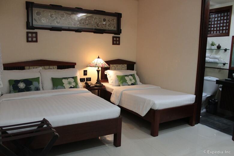 Hotel Sophia's Garden Resort