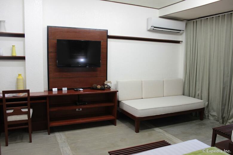 Hotel Sophia's Garden Resort