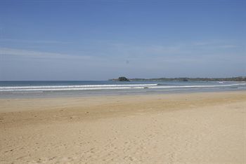 Hotel Weligama Bay Resort