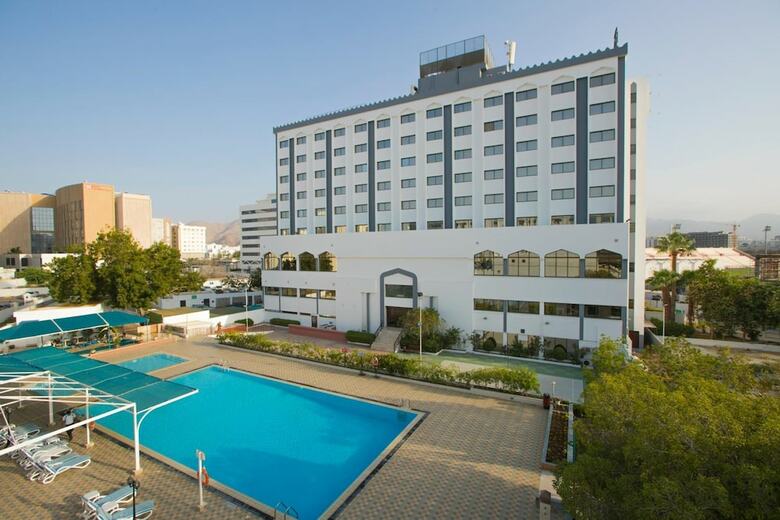 Muscat Holiday Hotel