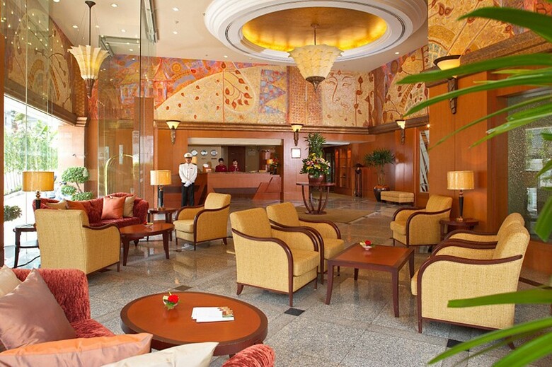 Hotel Somerset Lake Point