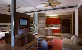 Hotel Pullman Putrajaya Lakeside