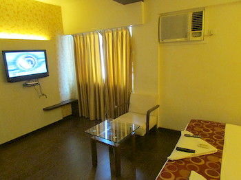 Hotel Mourya Residency