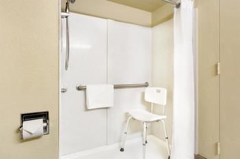 Hotel Days Inn Airport