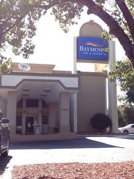Hotel Days Inn Airport