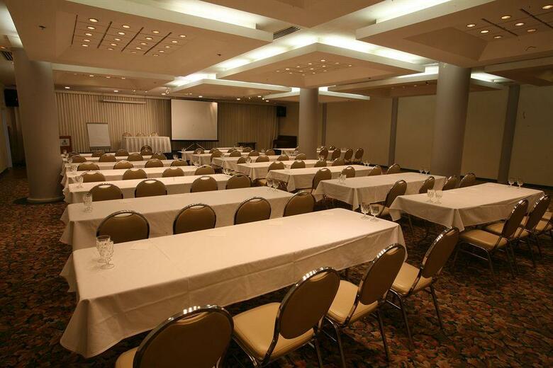 Waikiki Resort Hotel
