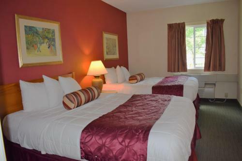 Hotel Cresthill Suites Wichita
