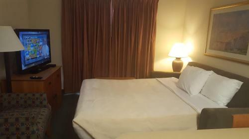 Hotel Cresthill Suites Wichita
