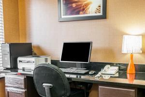 Hotel Comfort Inn East