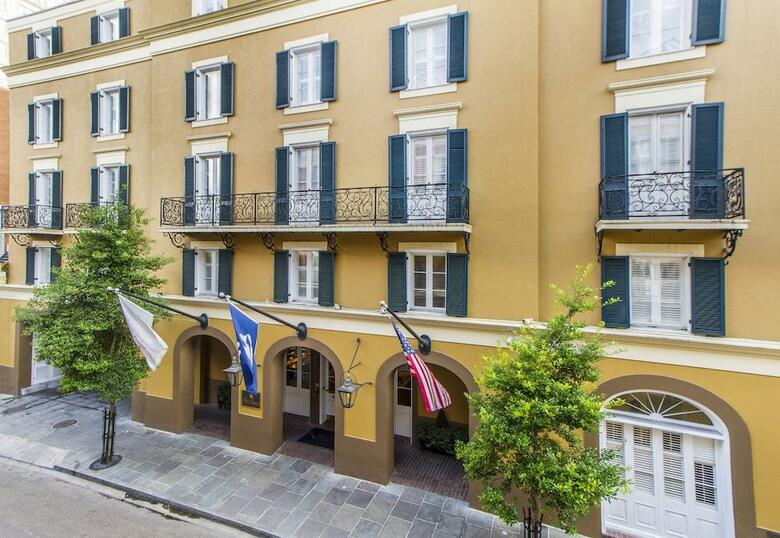 Saint Louis Hotel
