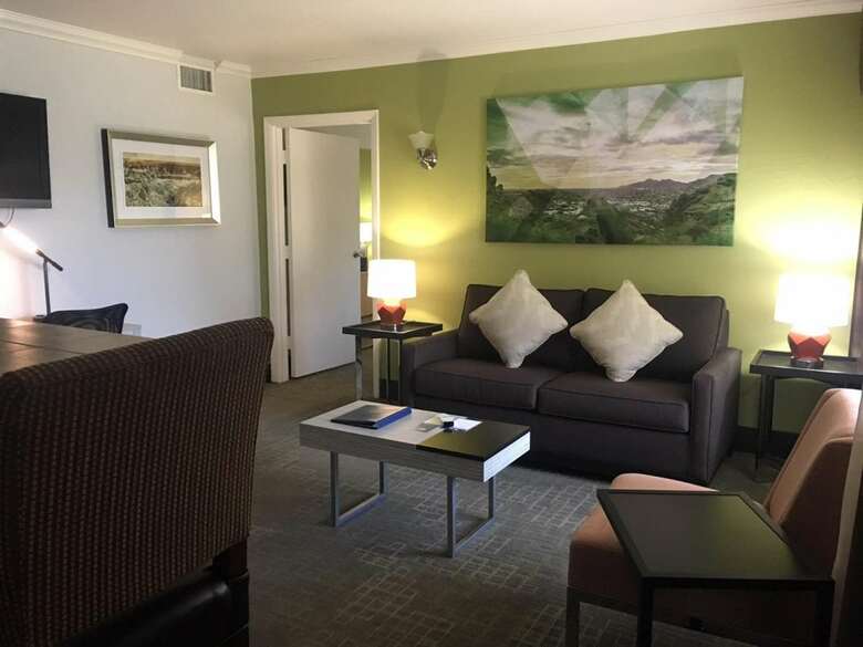 Best Western Inn Suites Hotel