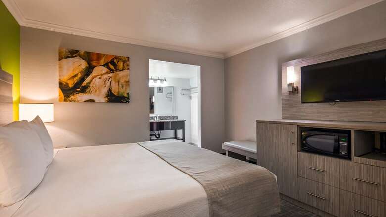 Best Western Inn Suites Hotel