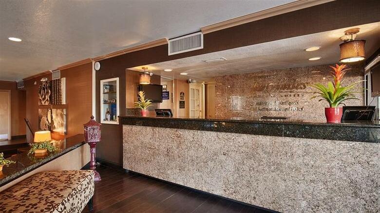 Best Western Inn Suites Hotel
