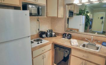 Best Western Inn Suites Hotel