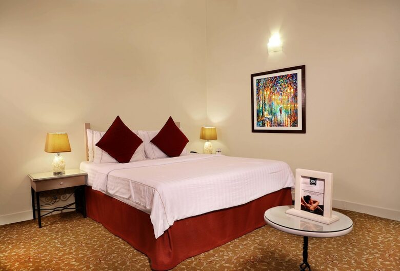 The Residency Hotel