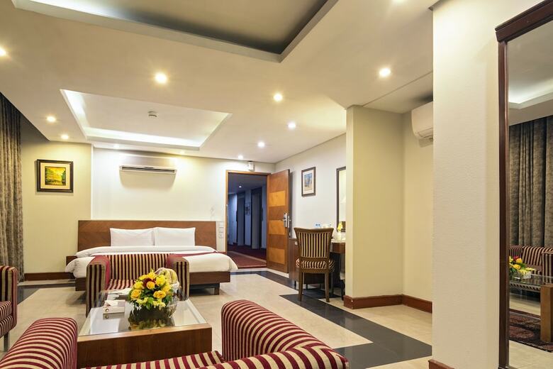 Hotel One Gulberg