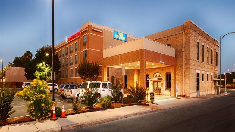 Hotel Best Western Plus Sunset Suites Riverwalk