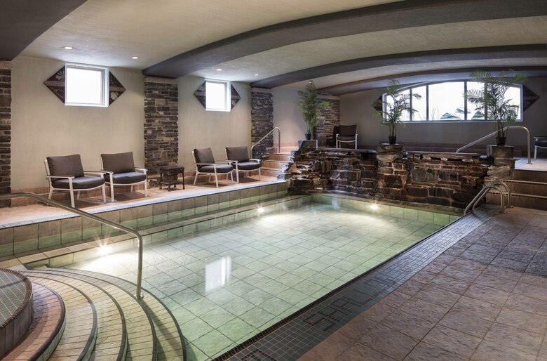 Hotel Delta Banff Royal Canadian Lodge