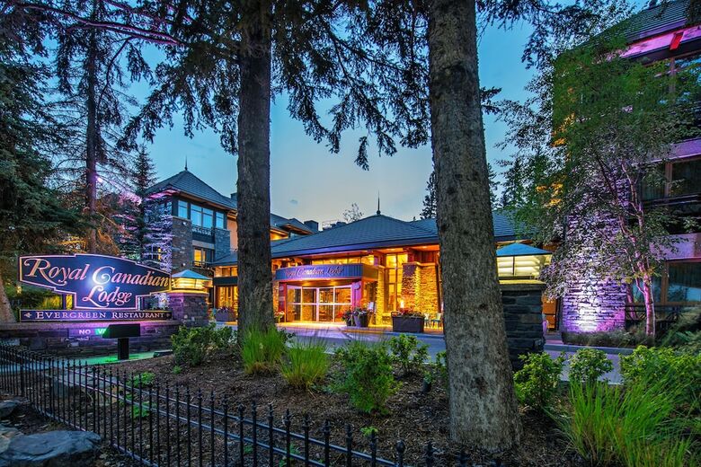 Hotel Delta Banff Royal Canadian Lodge