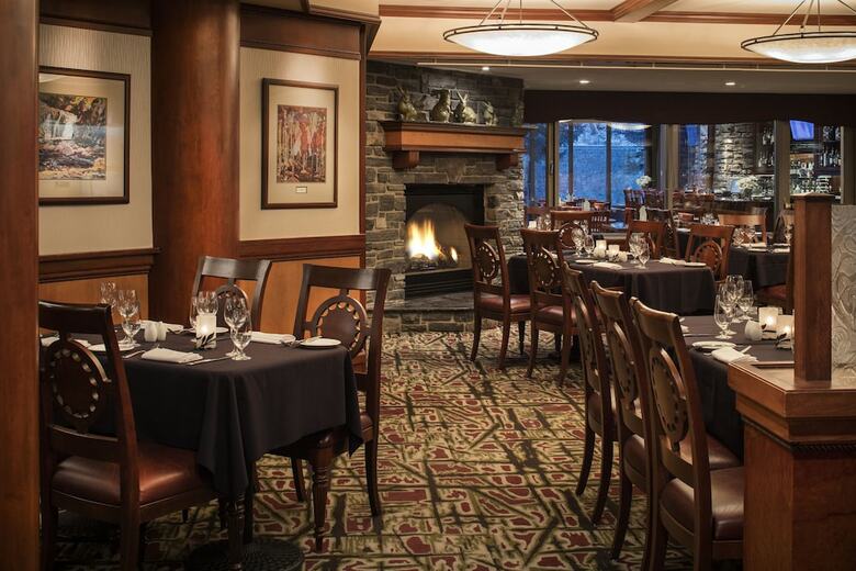 Hotel Delta Banff Royal Canadian Lodge