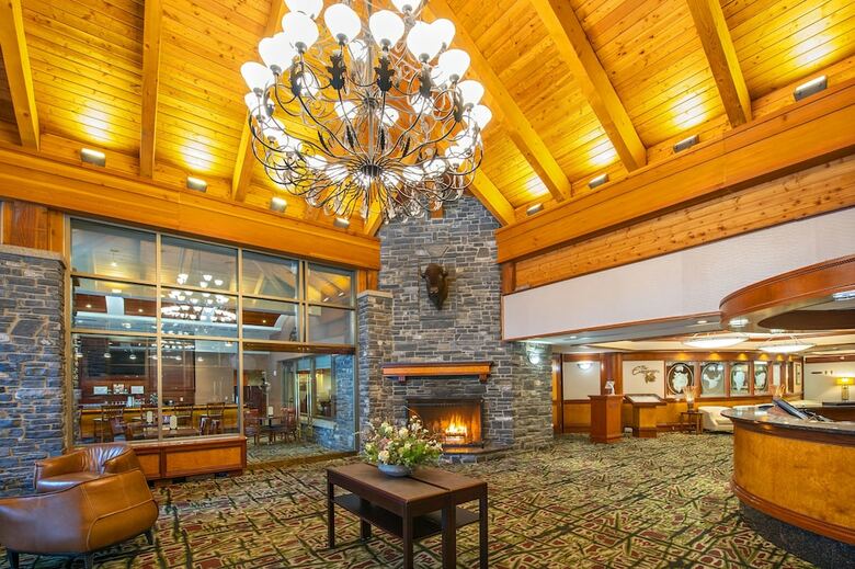 Hotel Delta Banff Royal Canadian Lodge