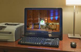 Hotel Holiday Inn Express Toronto Downtown