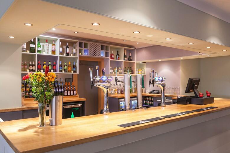 Hotel Sky Plaza Cardiff