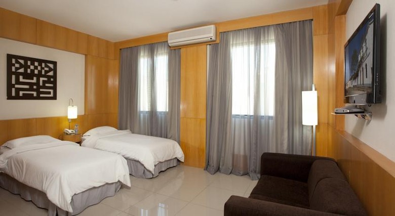 Royal Golden Hotel