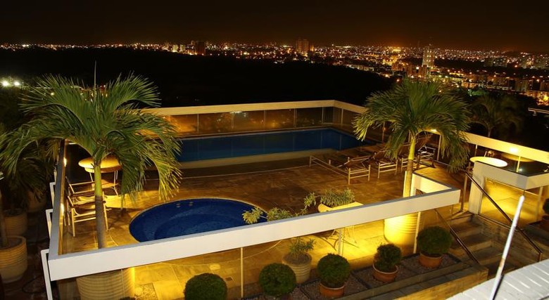 Hotel Millennium