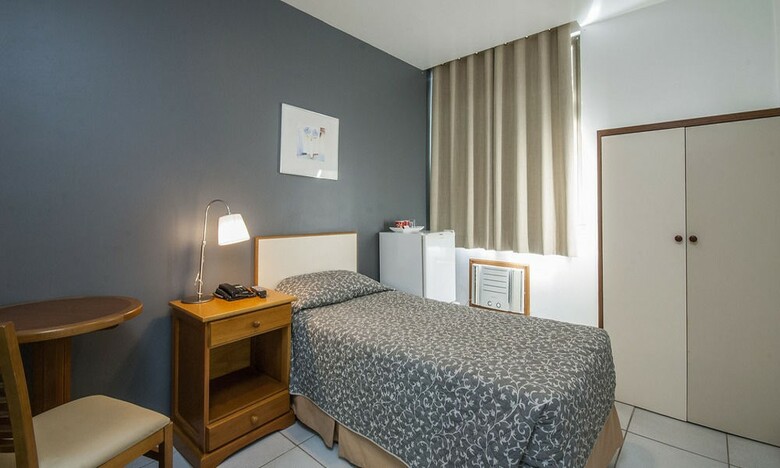 Apa Hotel