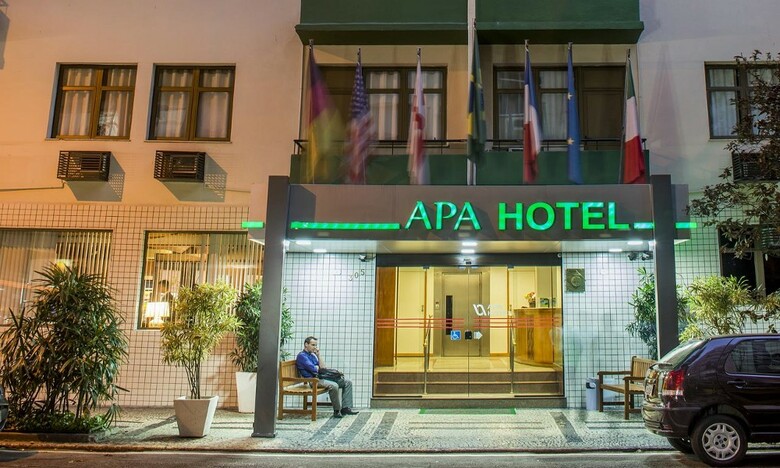 Apa Hotel