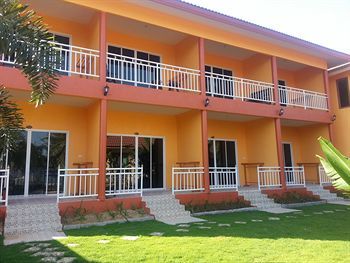 Hotel Pranmanee Beach Resort