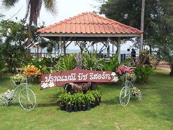 Hotel Pranmanee Beach Resort