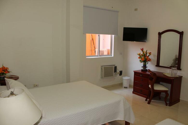 Hotel Dorado Plaza Centro Hist�rico