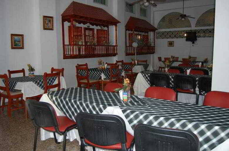 Hotel Dorado Plaza Centro Hist�rico