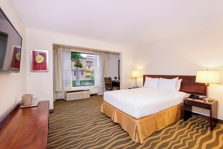 Best Western Irazu Hotel & Casino