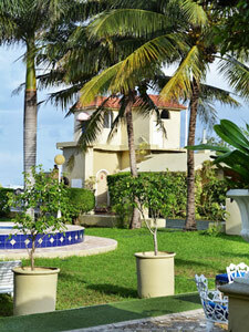 Villablanca Garden Beach Hotel