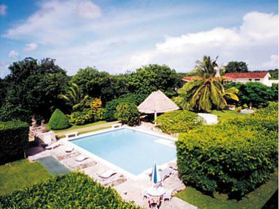 Villablanca Garden Beach Hotel