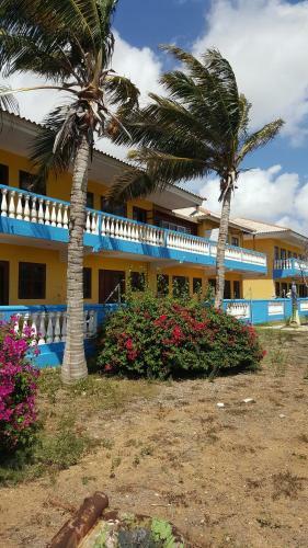 Sea Horizon Apartments