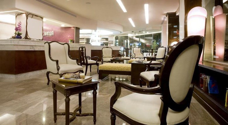 Stanza Hotel